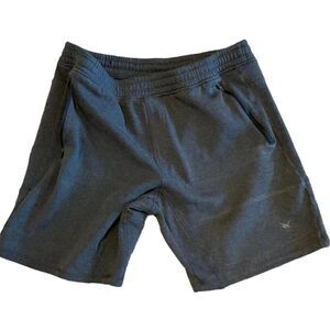 PlayMaker Life Men’s cotton fleece dark gray cargo shorts sz 2XL zipper pockets